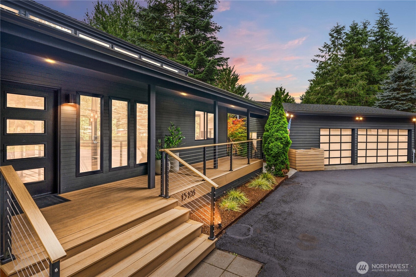 Issaquah, Washington, 98027, United States, 4 Bedrooms Bedrooms, ,3 BathroomsBathrooms,Residential,Active,1892612