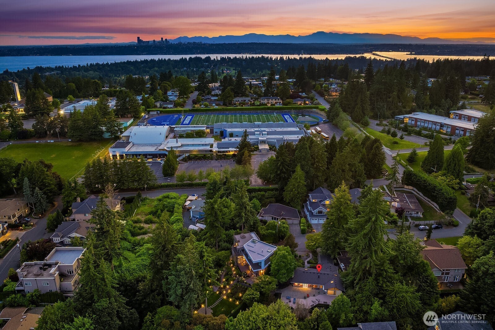 Bellevue, Washington, 98004, United States, 3 Bedrooms Bedrooms, ,2 BathroomsBathrooms,Residential,Active,1876689