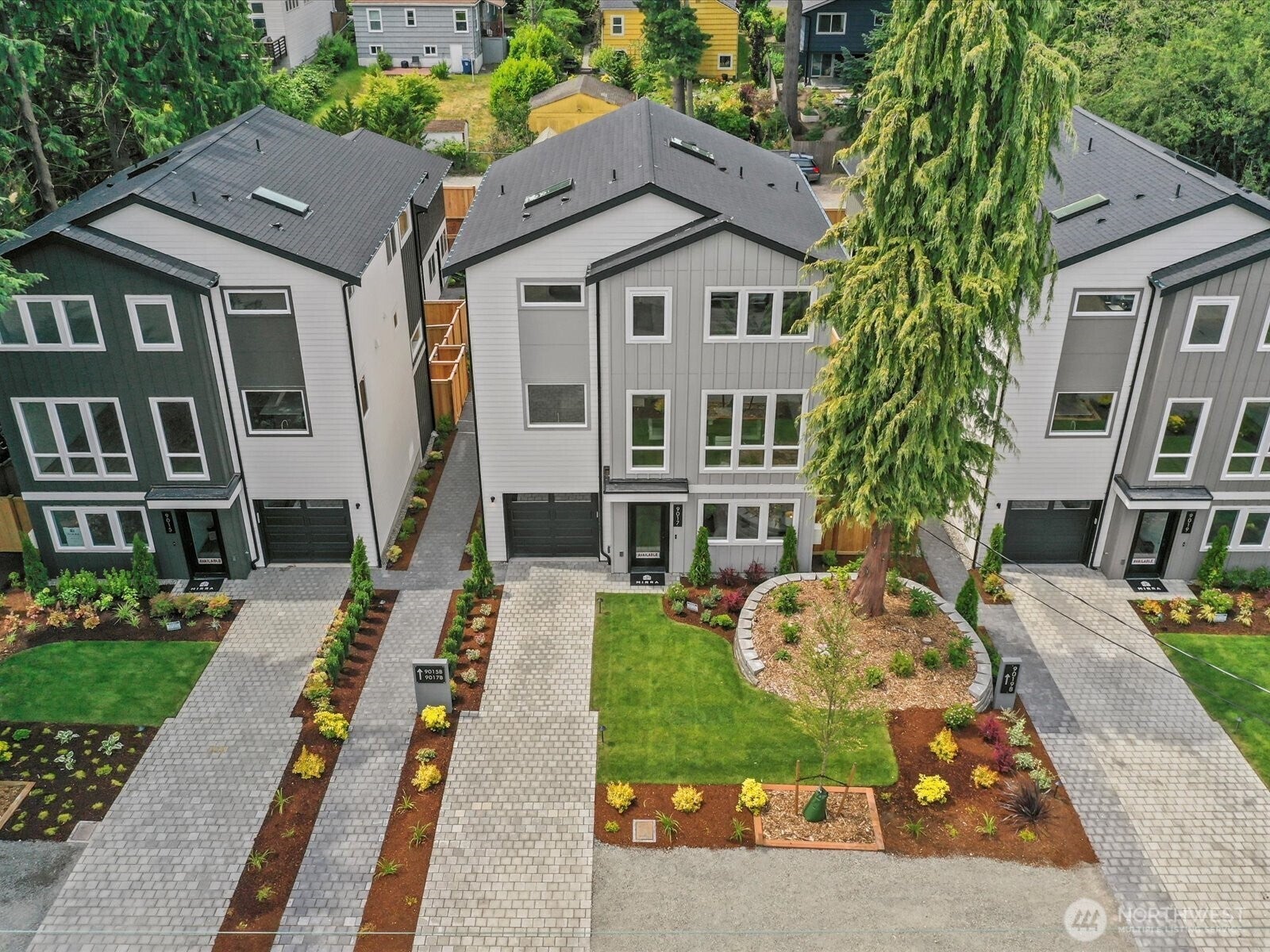 Seattle, Washington, 98117, United States, 4 Bedrooms Bedrooms, ,4 BathroomsBathrooms,Residential,Active,1892621