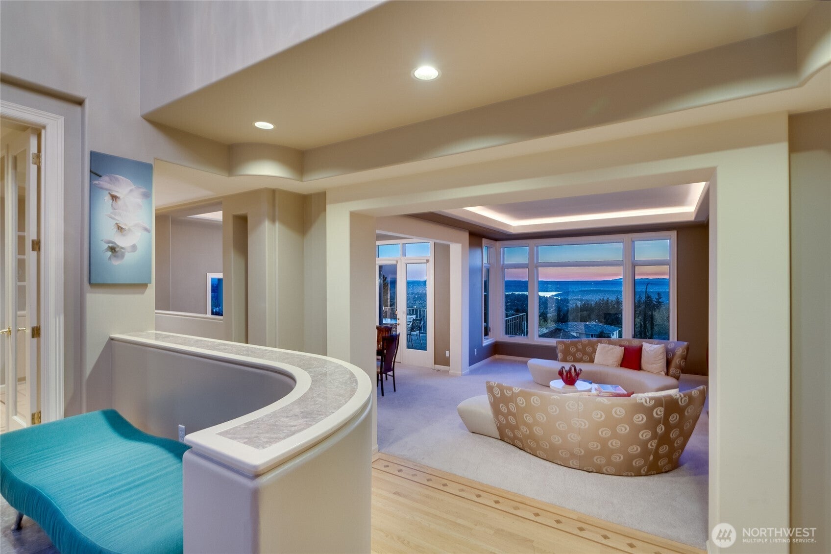 Bellevue, Washington, 98006, United States, 5 Bedrooms Bedrooms, ,6 BathroomsBathrooms,Residential,Active,1871218