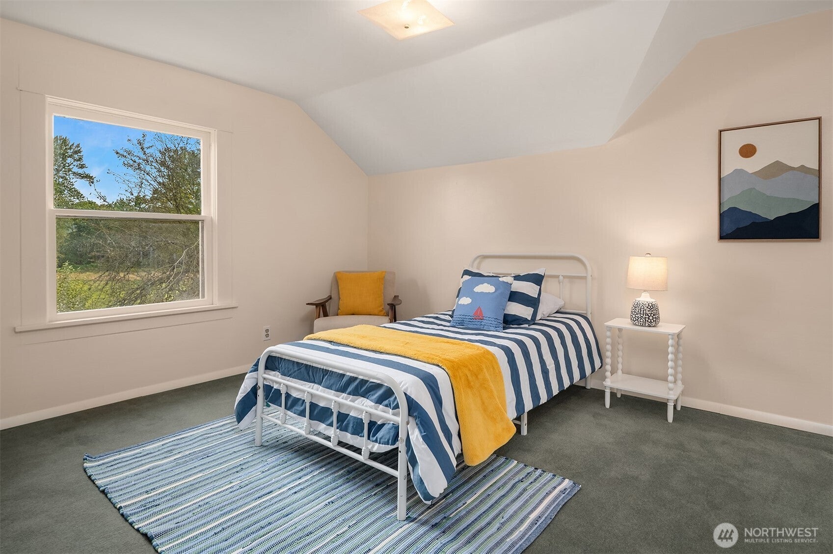 Duvall, Washington, 98019, United States, 4 Bedrooms Bedrooms, ,2 BathroomsBathrooms,Residential,Active,1936411