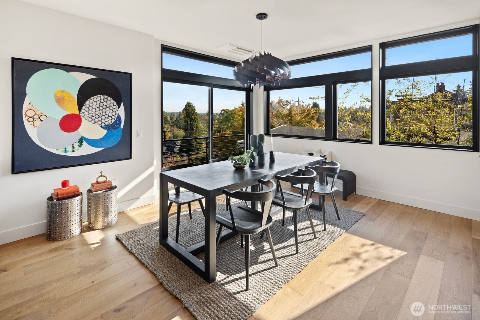 Seattle, Washington, 98118, United States, 6 Bedrooms Bedrooms, ,4 BathroomsBathrooms,Residential,Active,1965834