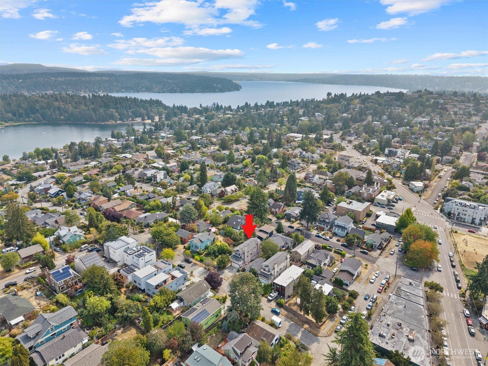 Seattle, Washington, 98118, United States, 4 Bedrooms Bedrooms, ,4 BathroomsBathrooms,Residential,Active,1964271
