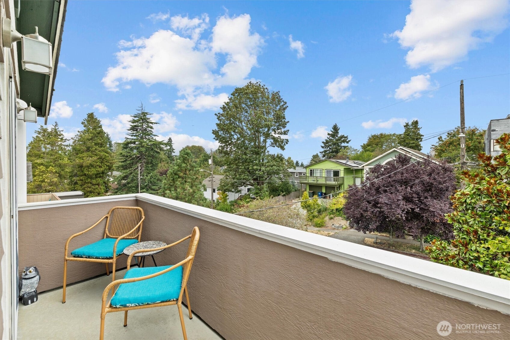 Seattle, Washington, 98118, United States, 4 Bedrooms Bedrooms, ,4 BathroomsBathrooms,Residential,Active,1964271