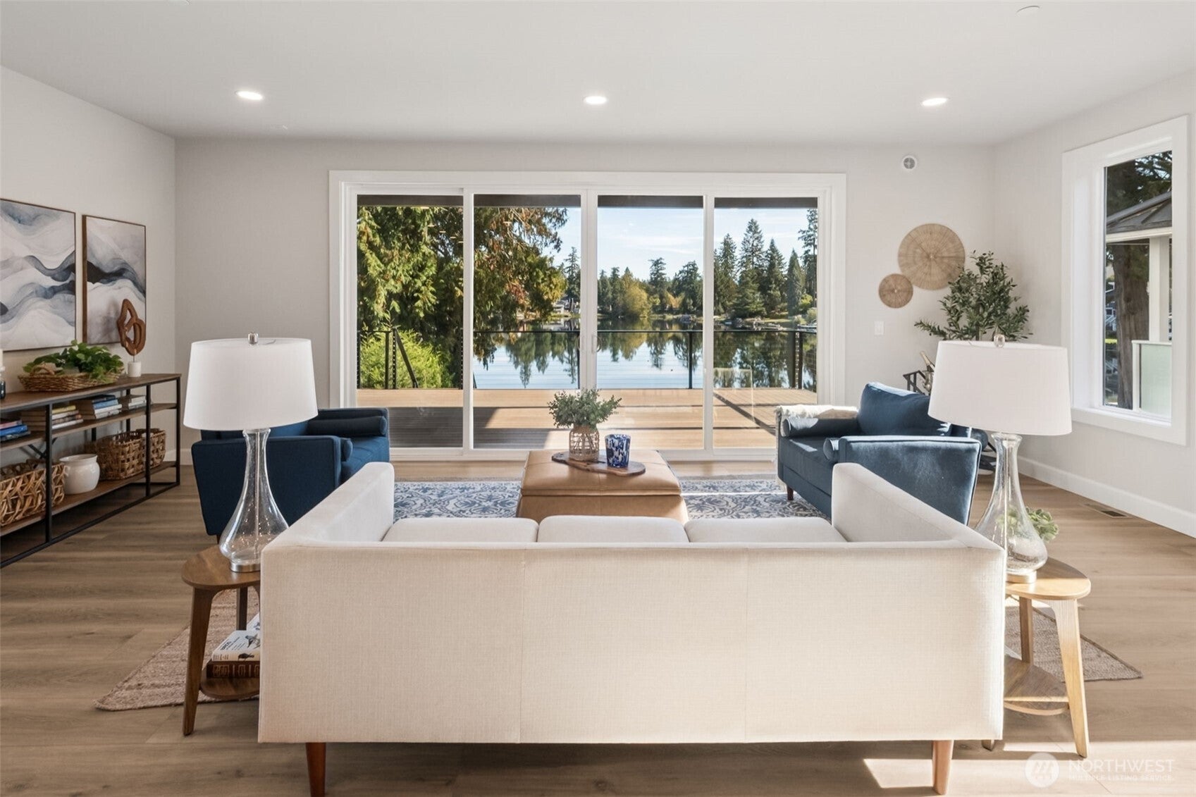 Maple Valley, Washington, 98038, United States, 4 Bedrooms Bedrooms, ,4 BathroomsBathrooms,Residential,Active,1965803