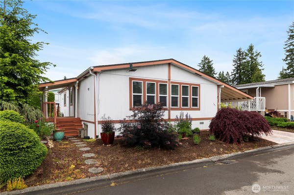 1427 100TH ST SW SPC 145, EVERETT, WA 98204, photo 1 of 38