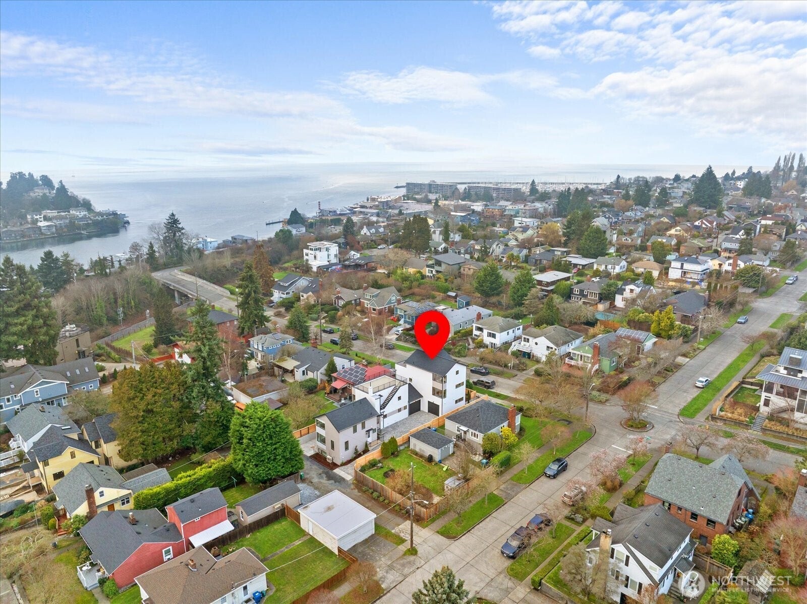 Seattle, Washington, 98107, United States, 4 Bedrooms Bedrooms, ,4 BathroomsBathrooms,Residential,Active,2008283