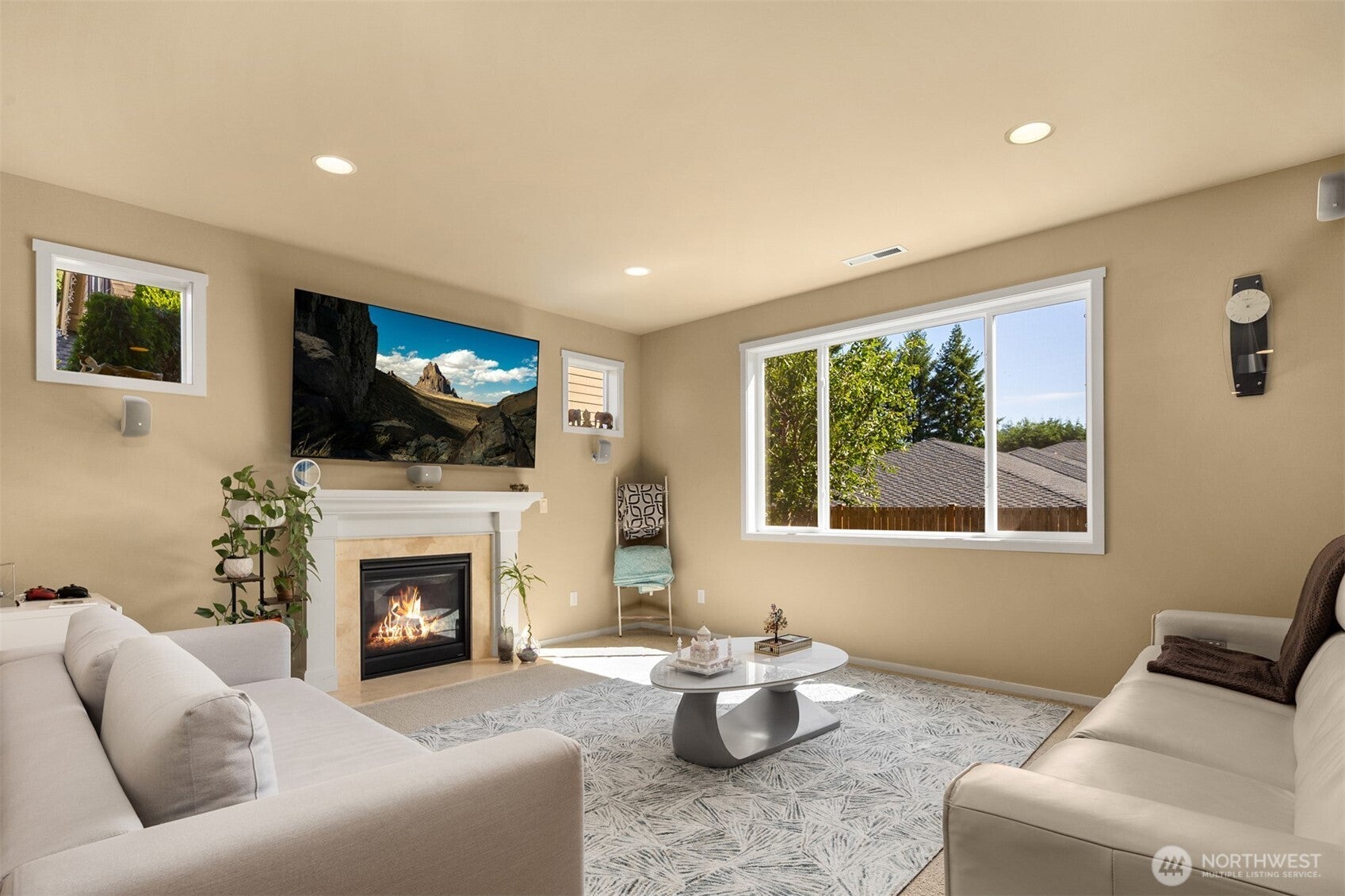 Bothell, Washington, 98021, United States, 4 Bedrooms Bedrooms, ,3 BathroomsBathrooms,Residential,Active,1922335