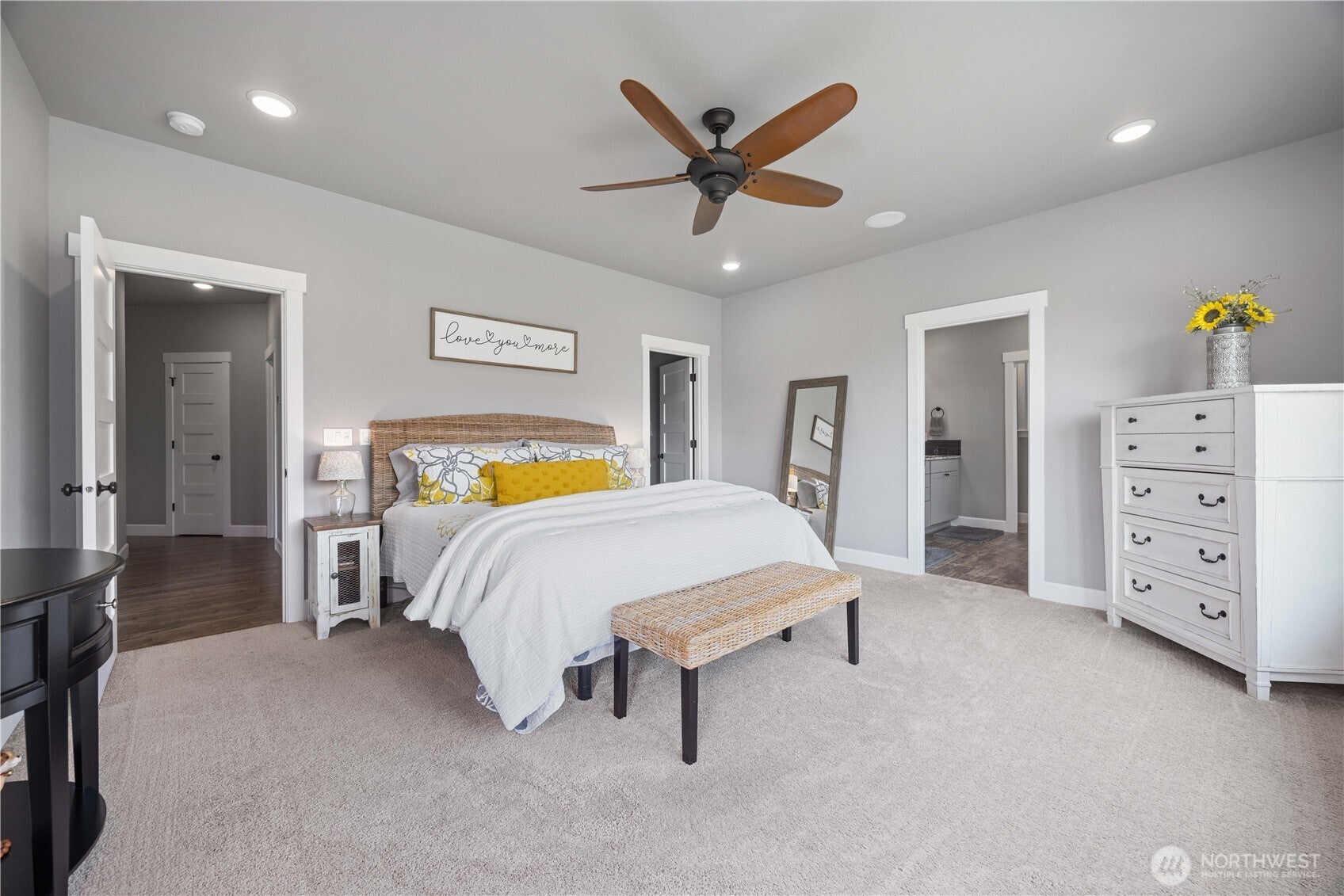 Orondo, Washington, 98843, United States, 4 Bedrooms Bedrooms, ,2 BathroomsBathrooms,Residential,Active,1919394