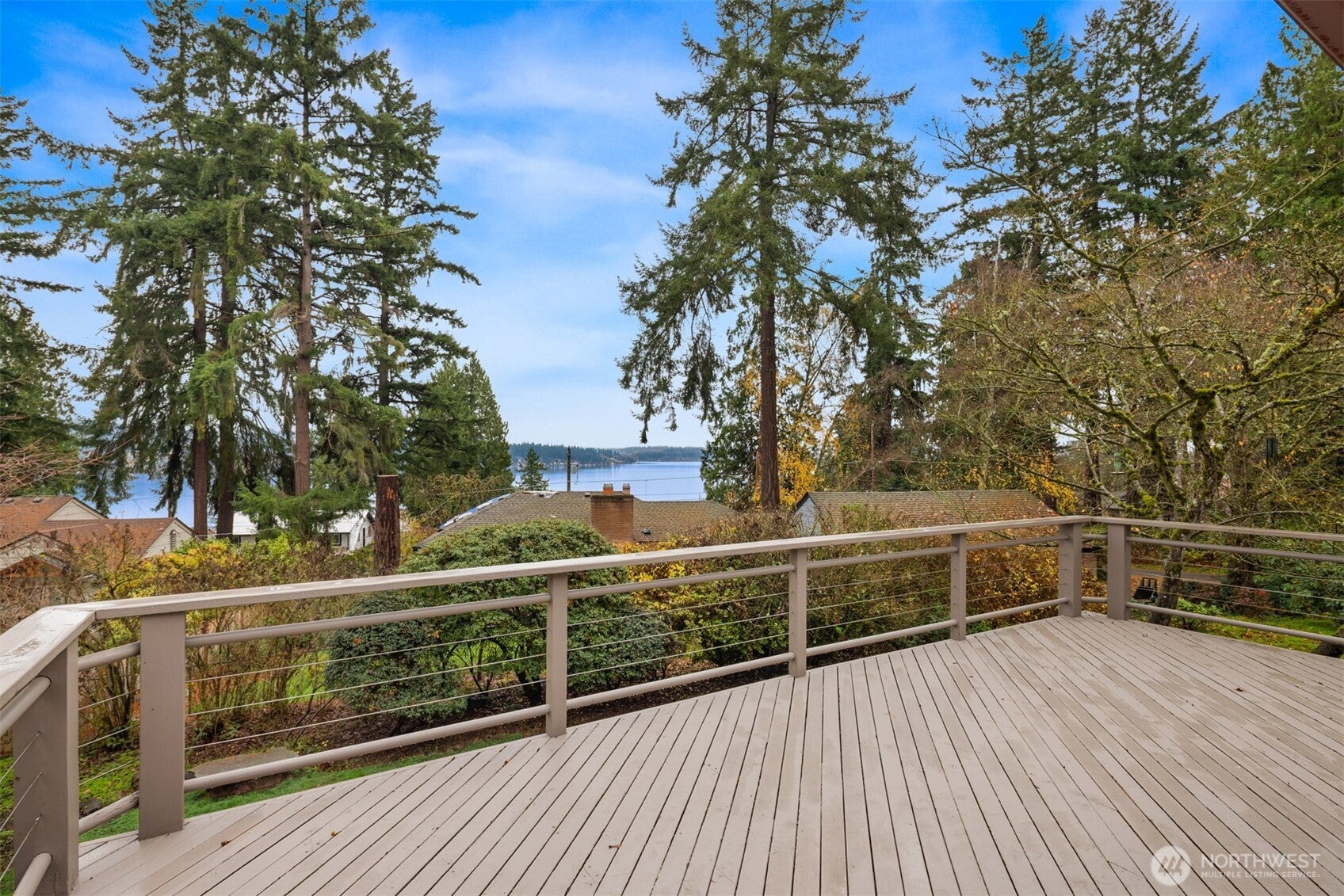 Seattle, Washington, 98125, United States, 7 Bedrooms Bedrooms, ,3 BathroomsBathrooms,Residential,Active,1999918