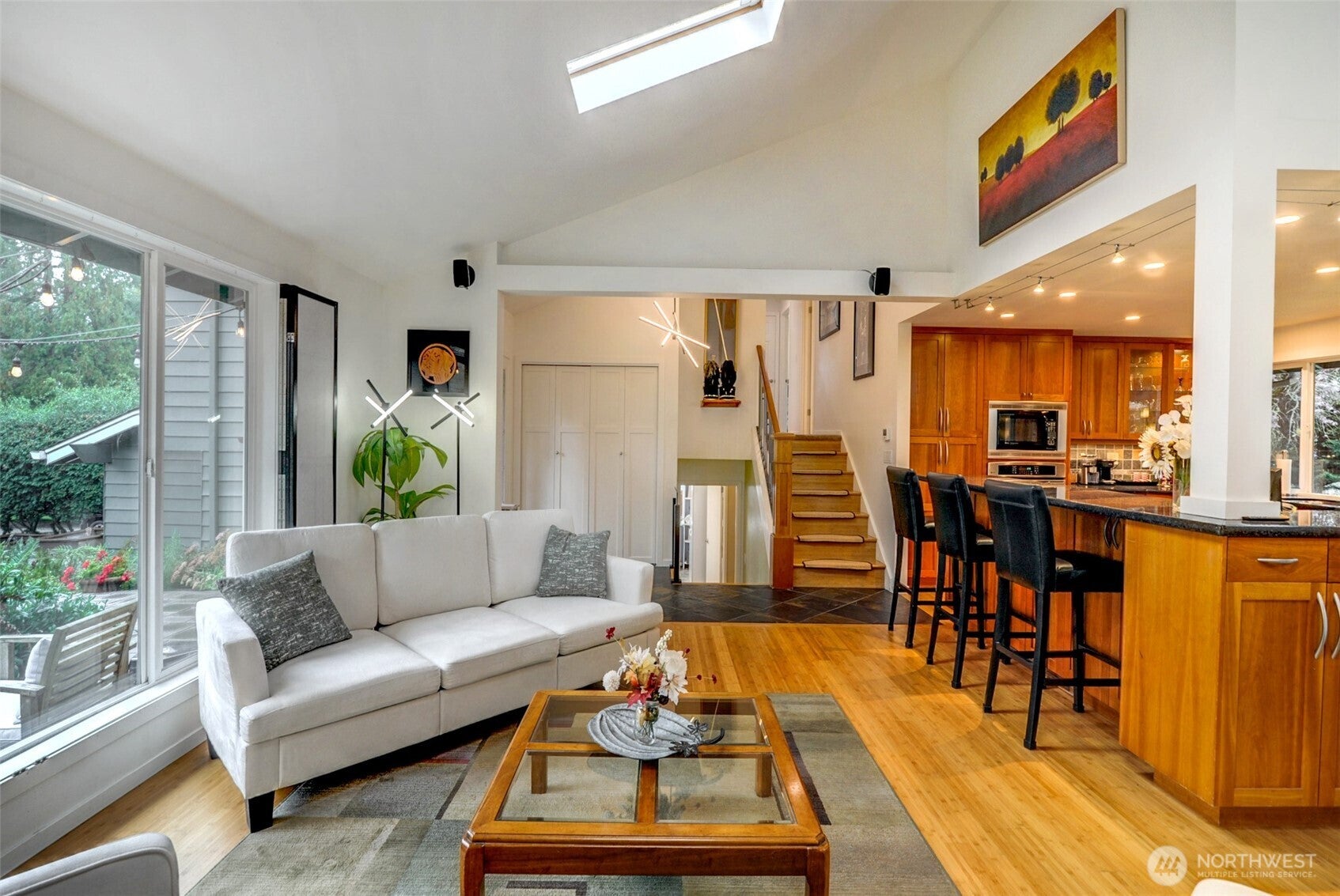 Redmond, Washington, 98052, United States, 4 Bedrooms Bedrooms, ,3 BathroomsBathrooms,Residential,Active,1863316