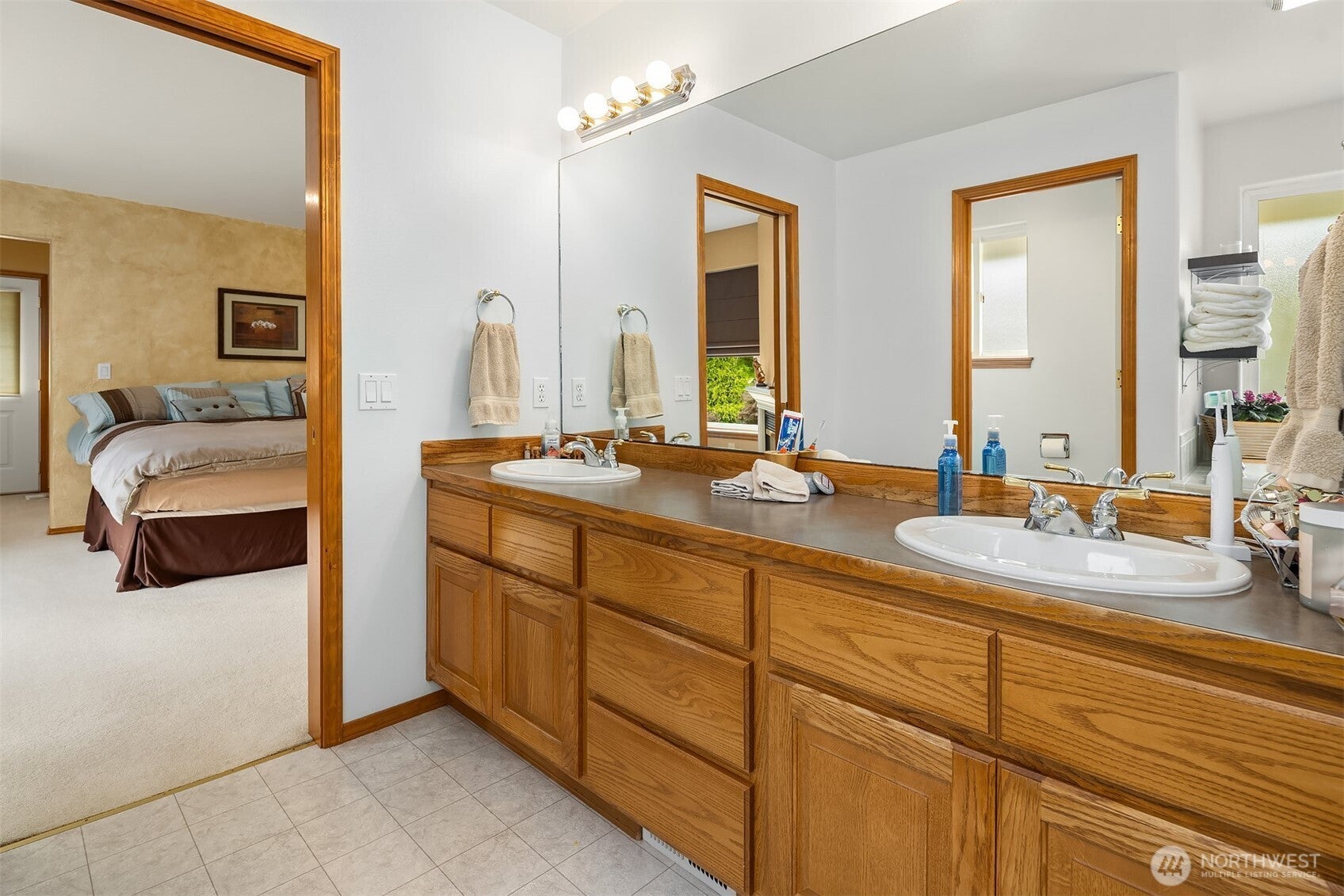 Arlington, Washington, 98223, United States, 4 Bedrooms Bedrooms, ,3 BathroomsBathrooms,Residential,Active,1945246