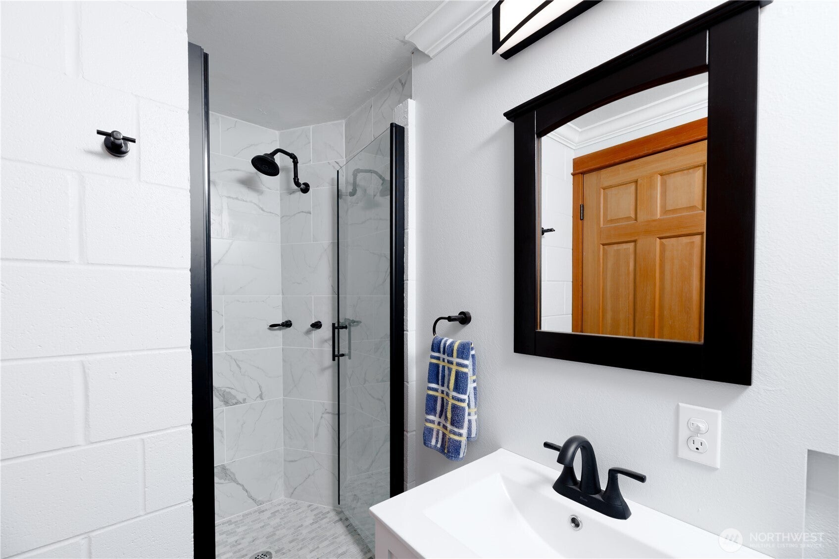 Sequim, Washington, 98382, United States, 5 Bedrooms Bedrooms, ,4 BathroomsBathrooms,Residential,Active,1945482