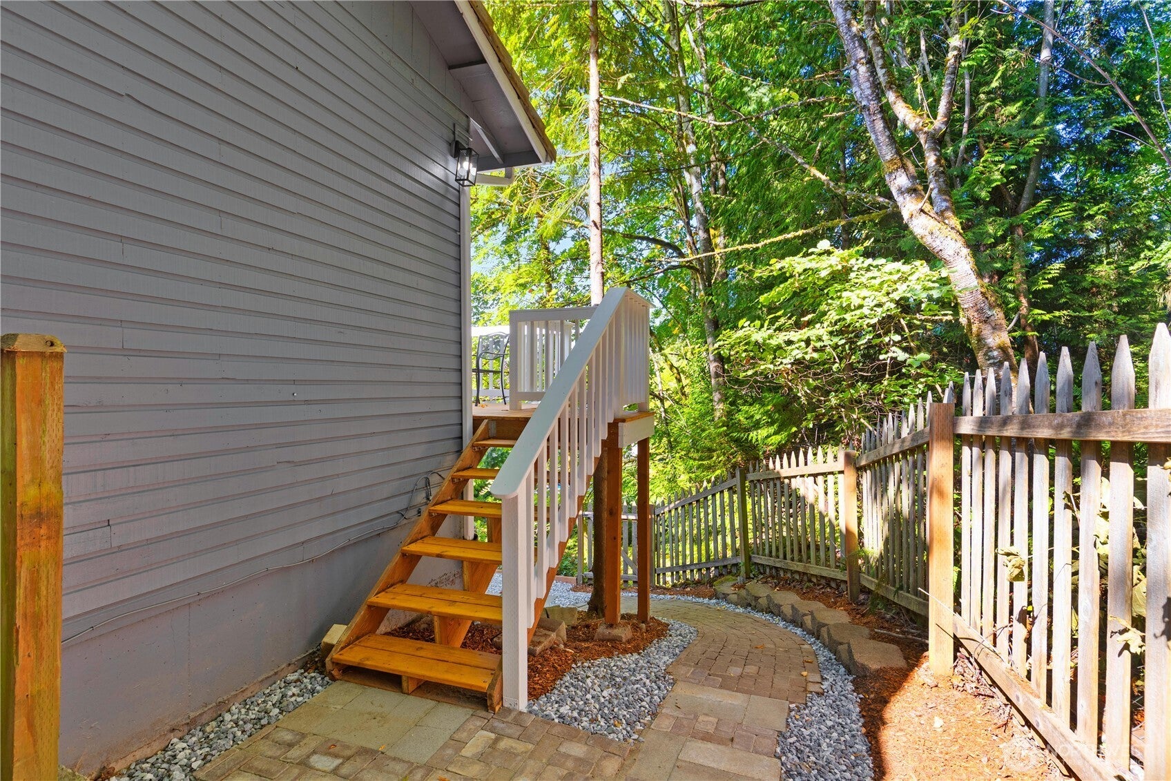 Woodinville, Washington, 98072, United States, 4 Bedrooms Bedrooms, ,3 BathroomsBathrooms,Residential,Active,1952507