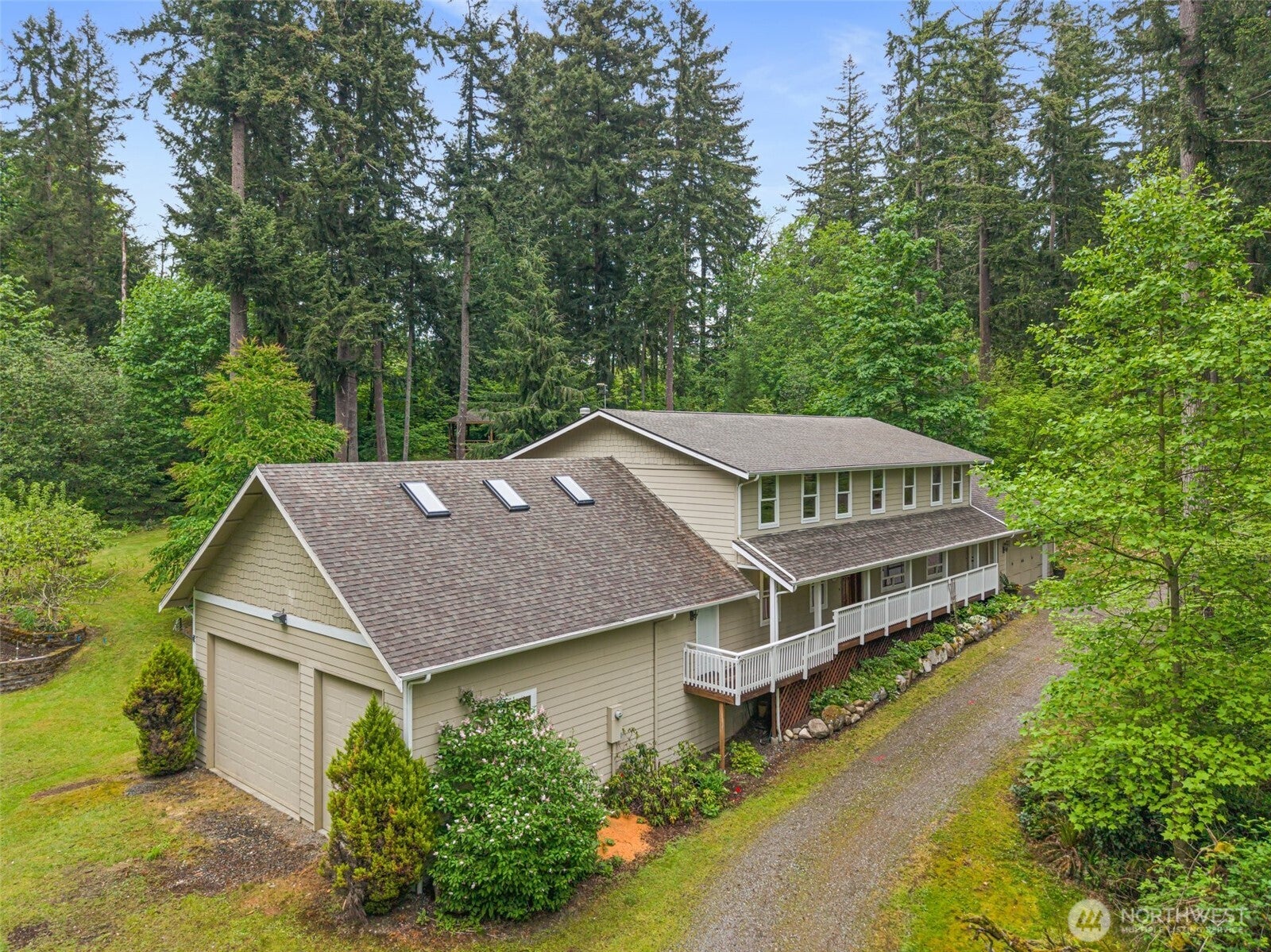 Kent, Washington, 98042, United States, 4 Bedrooms Bedrooms, ,4 BathroomsBathrooms,Residential,Active,1908132