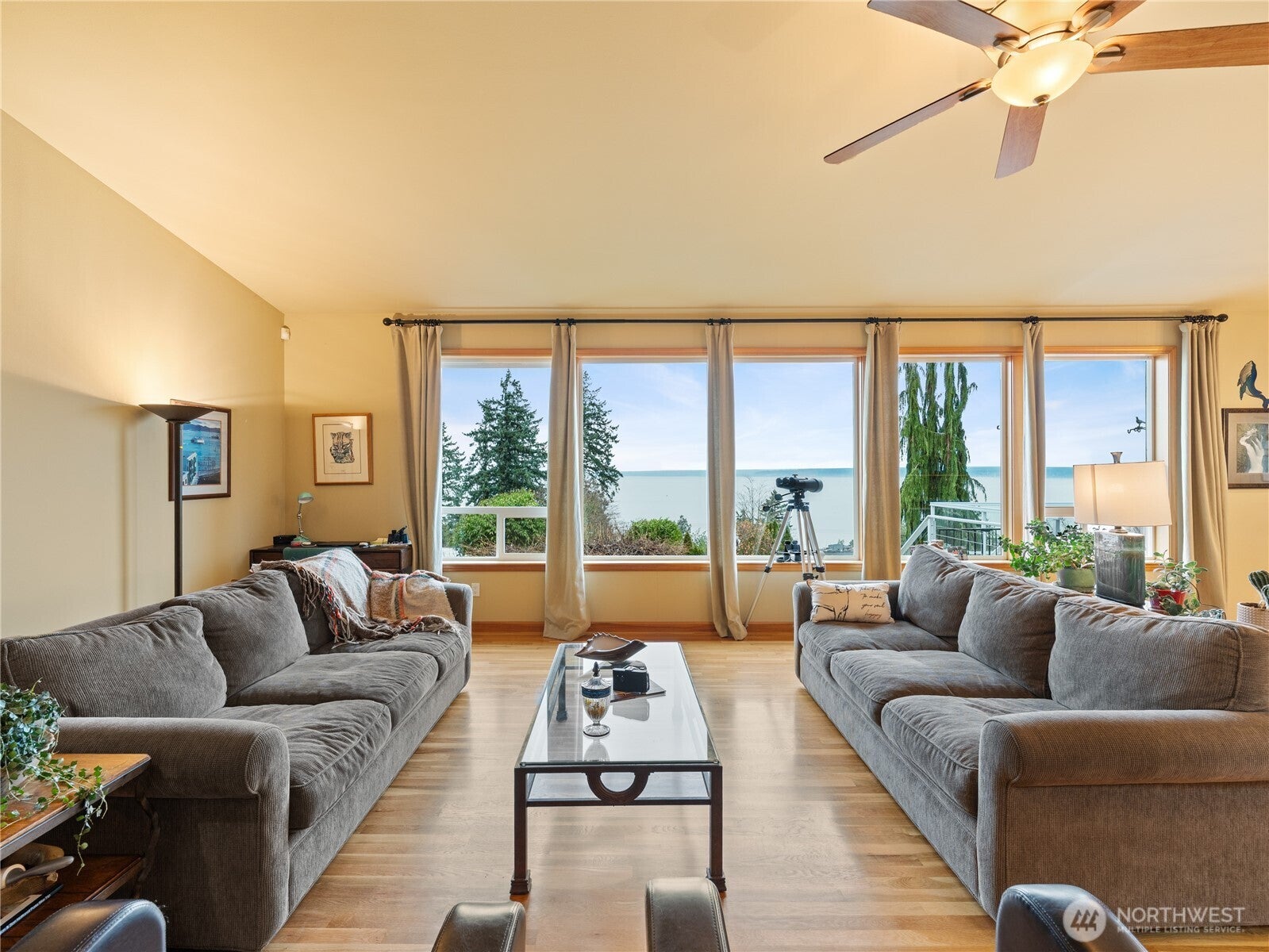 Camano Island, Washington, 98282, United States, 3 Bedrooms Bedrooms, ,4 BathroomsBathrooms,Residential,Active,2008699