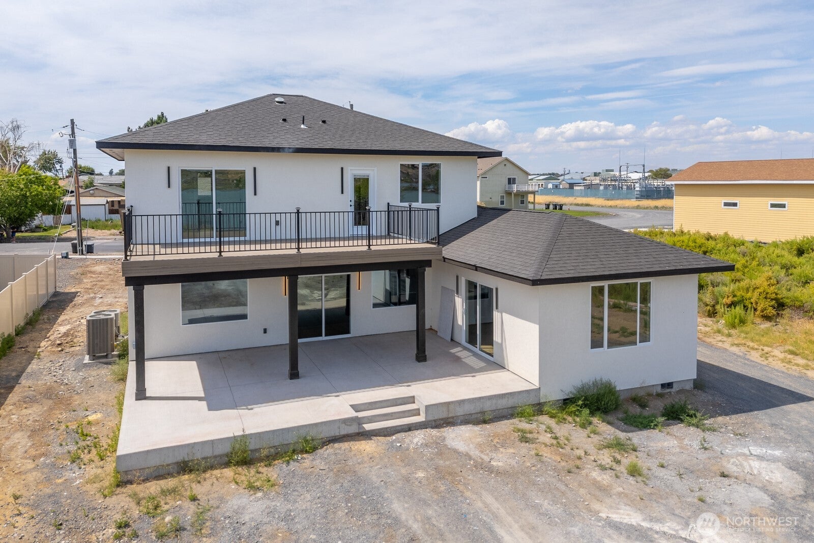 Moses Lake, Washington, 98837, United States, 4 Bedrooms Bedrooms, ,4 BathroomsBathrooms,Residential,Active,1886784