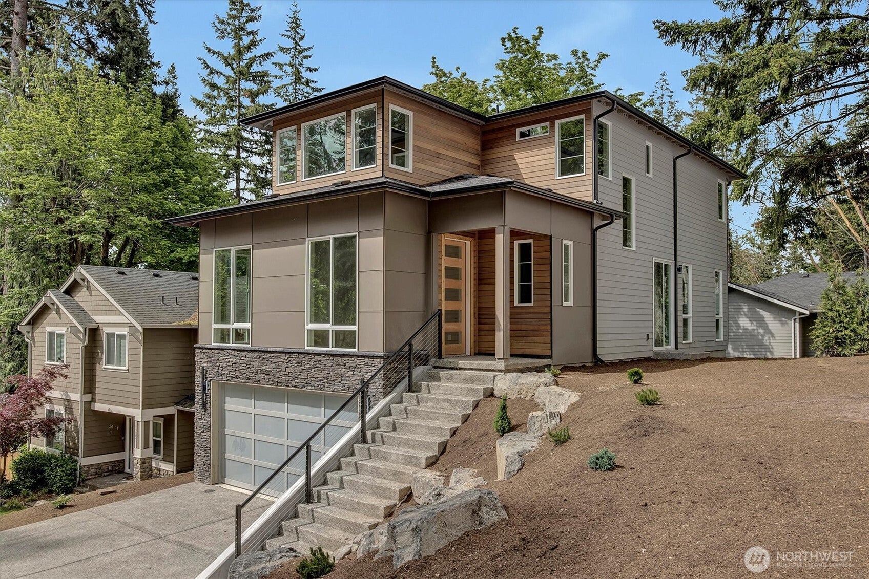 Sammamish, Washington, 98074, United States, 4 Bedrooms Bedrooms, ,4 BathroomsBathrooms,Residential,Active,1886848