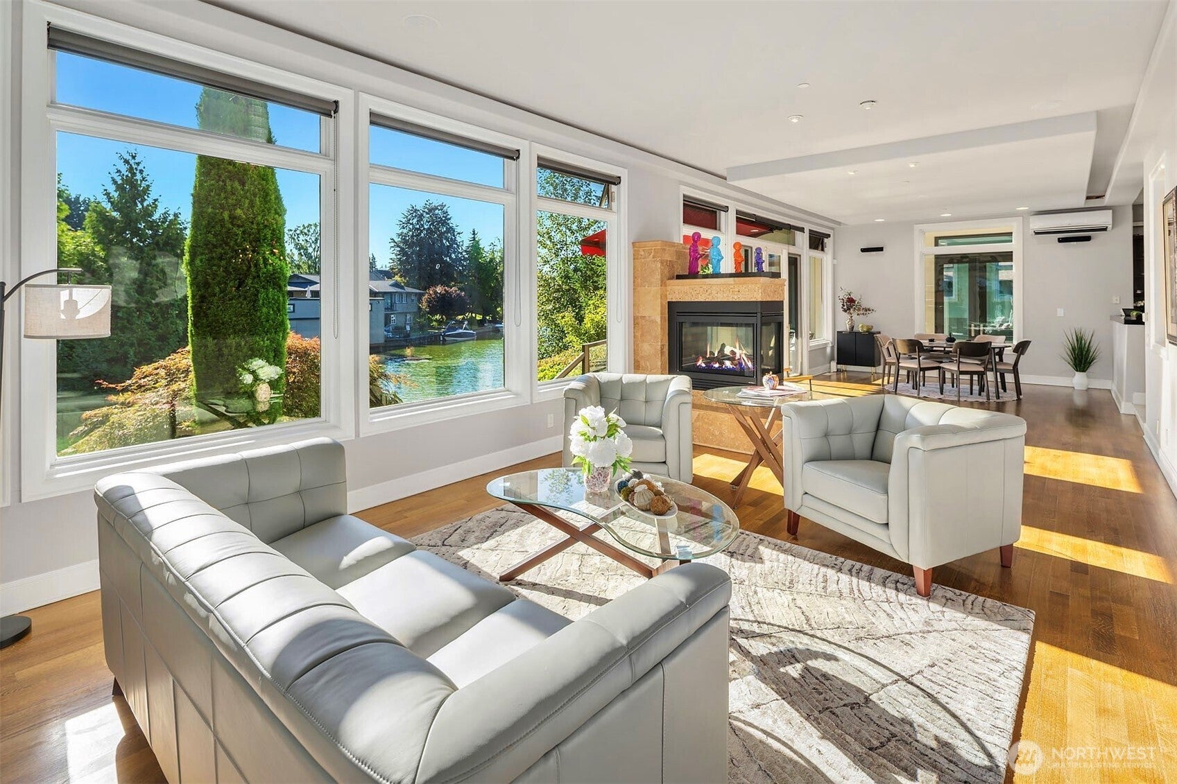 Bellevue, Washington, 98006, United States, 5 Bedrooms Bedrooms, ,8 BathroomsBathrooms,Residential,Active,1914795