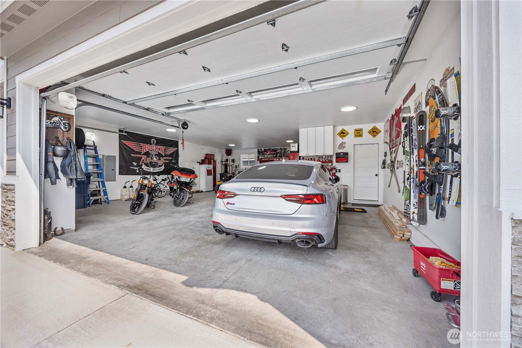 Orondo, Washington, 98843, United States, 4 Bedrooms Bedrooms, ,2 BathroomsBathrooms,Residential,Active,1919394