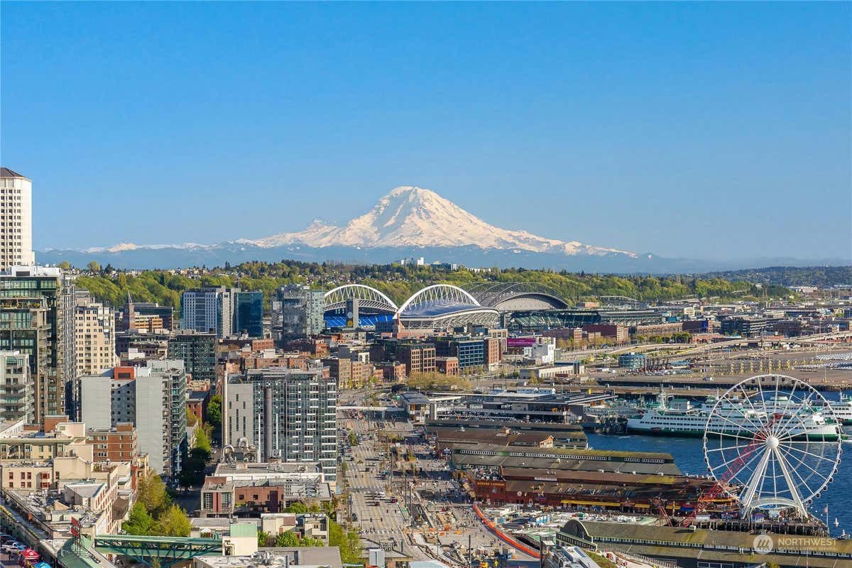 2125 1ST AVE APT 2105, SEATTLE, WA 98121, photo 1 of 39