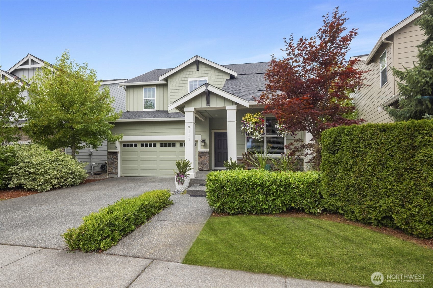 Snoqualmie, Washington, 98065, United States, 5 Bedrooms Bedrooms, ,3 BathroomsBathrooms,Residential,Active,1929447