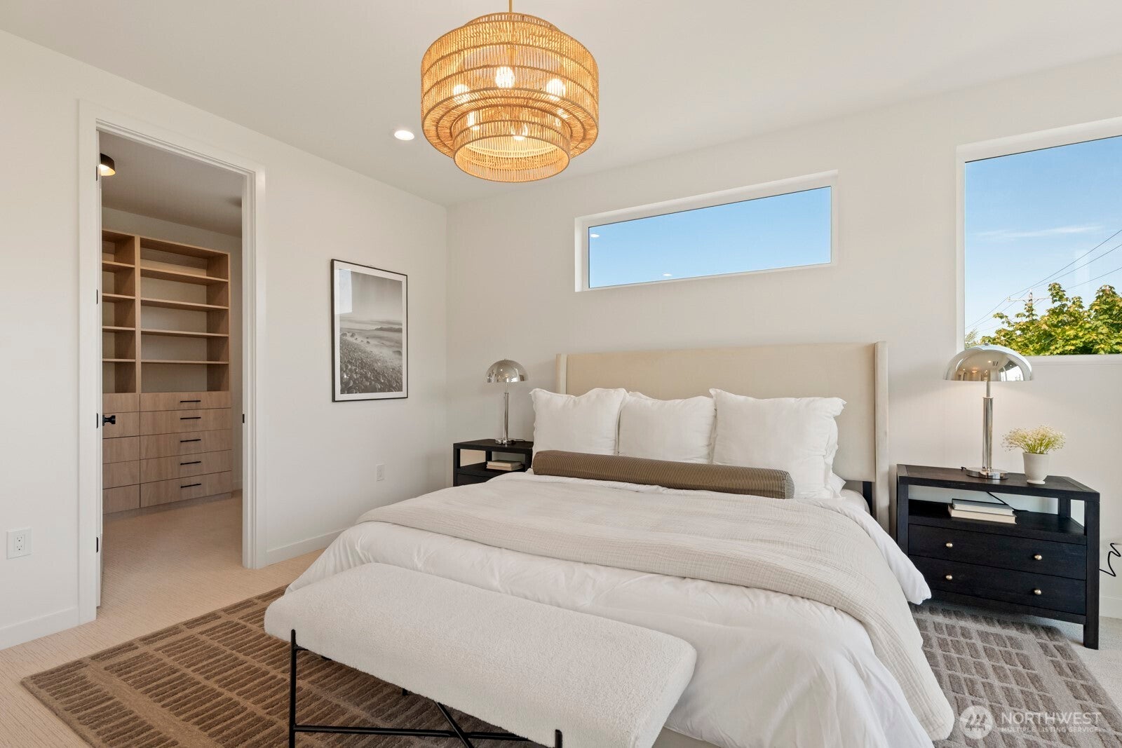 Seattle, Washington, 98116, United States, 4 Bedrooms Bedrooms, ,4 BathroomsBathrooms,Residential,Active,1944091