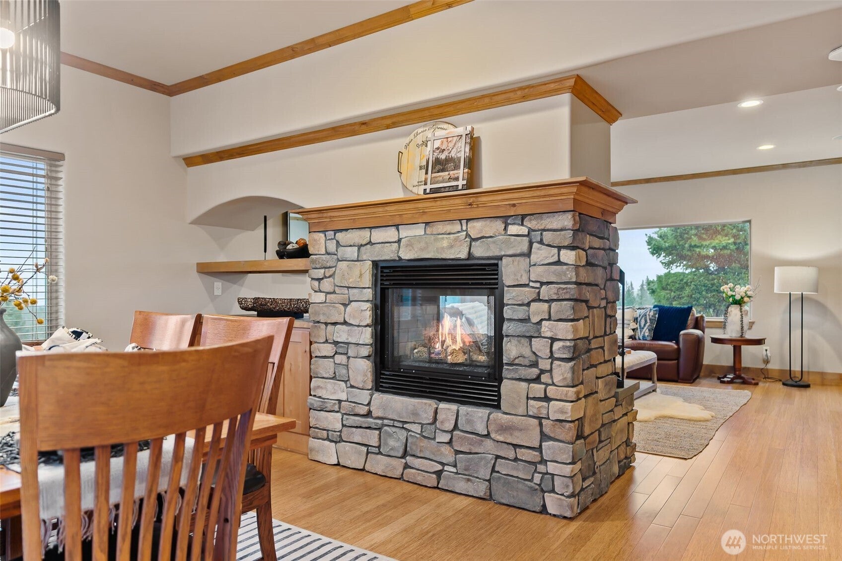 Cle Elum, Washington, 98922, United States, 4 Bedrooms Bedrooms, ,4 BathroomsBathrooms,Residential,Active,1998577