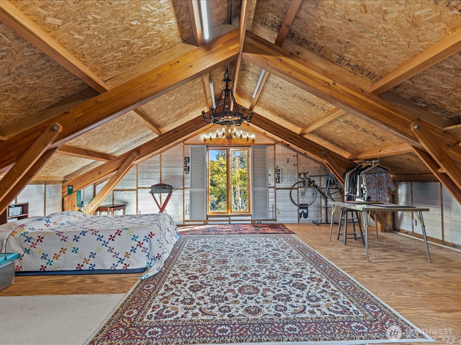 Seattle, Washington, 98103, United States, 3 Bedrooms Bedrooms, ,1 BathroomBathrooms,Residential,Active,1953017
