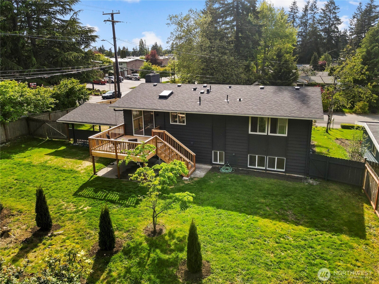 Bellevue, Washington, 98006, United States, ,3 BathroomsBathrooms,Residential,Active,1799359