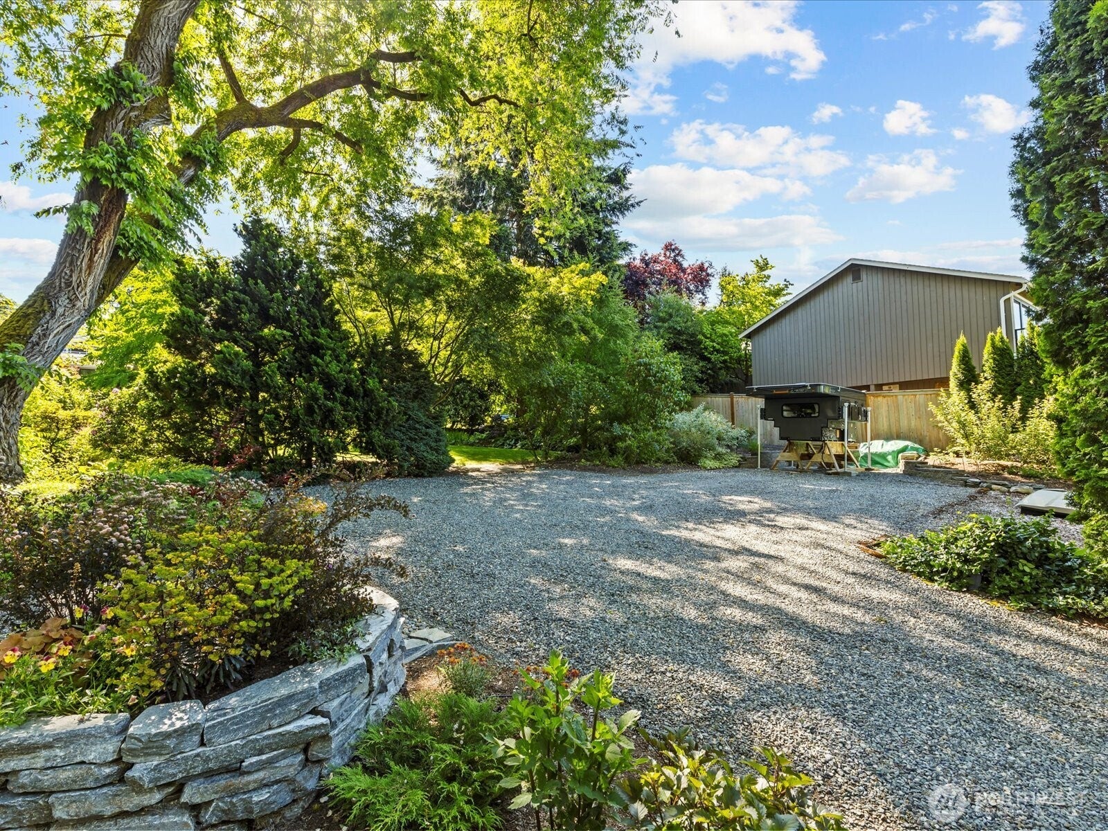 Kirkland, Washington, 98033, United States, ,3 BathroomsBathrooms,Residential,Pending,1852749