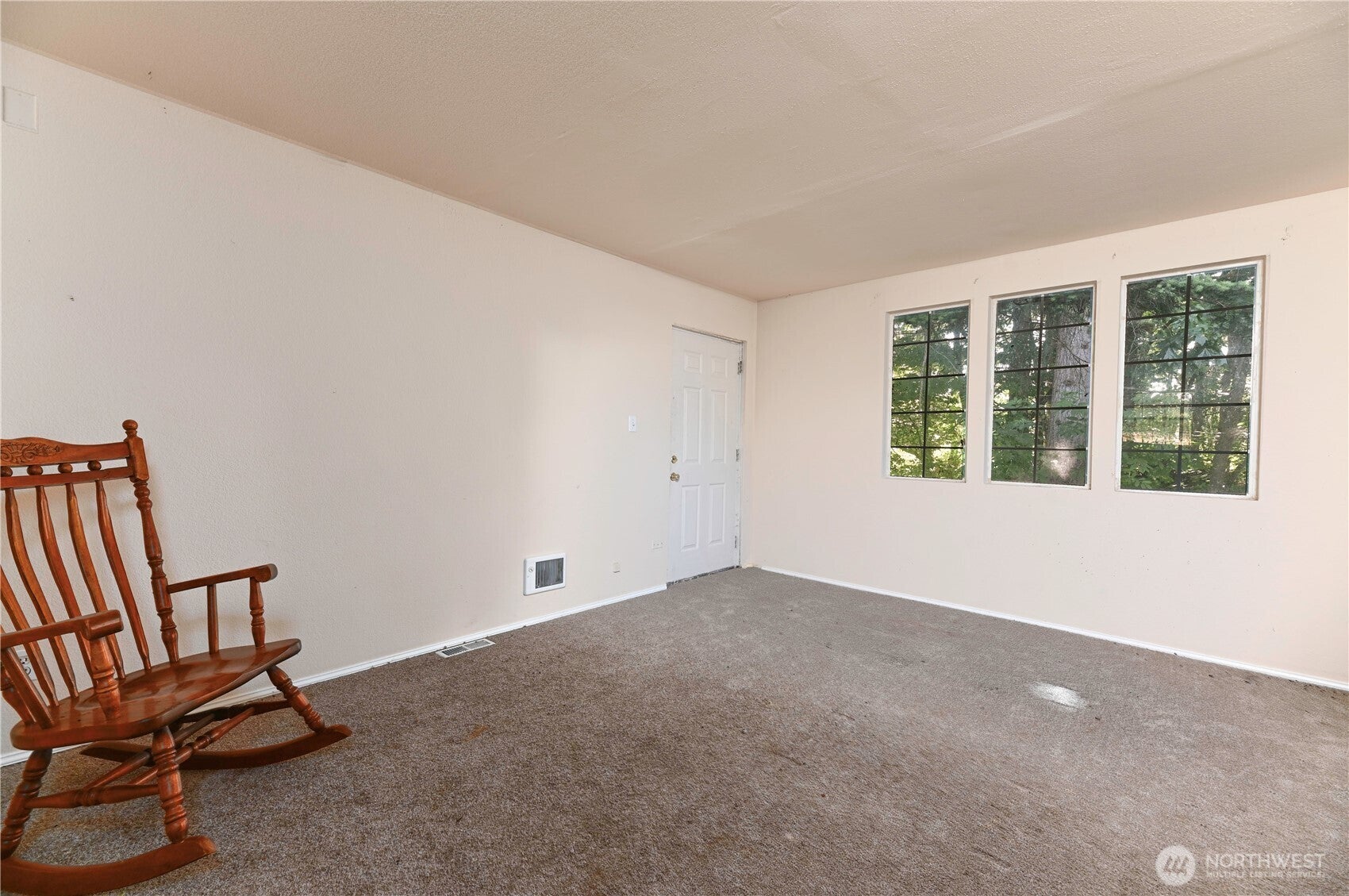 Snohomish, Washington, 98290, United States, 4 Bedrooms Bedrooms, ,2 BathroomsBathrooms,Residential,Active,1849487