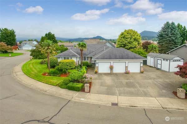 121 ALMADON ST, ENUMCLAW, WA 98022 - Image 1