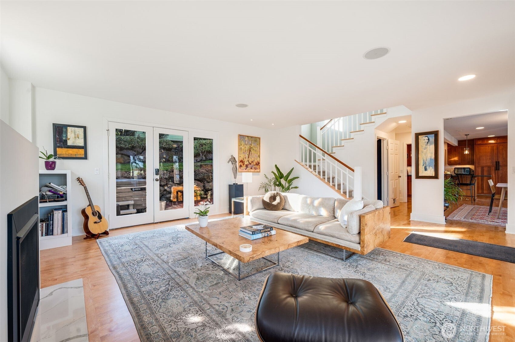 Seattle, Washington, 98144, United States, 5 Bedrooms Bedrooms, ,4 BathroomsBathrooms,Residential,Active,1936447