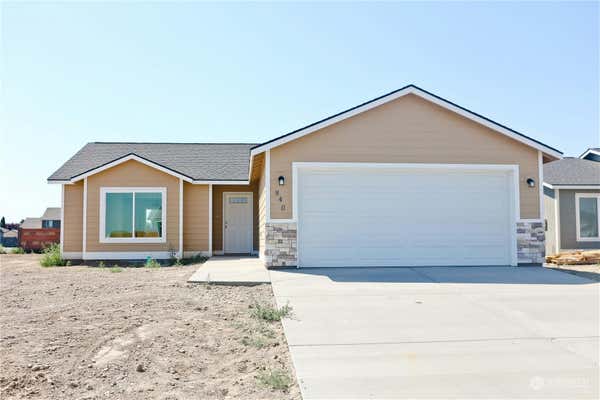 702 E CASCADE ST, OTHELLO, WA 99344 - Image 1