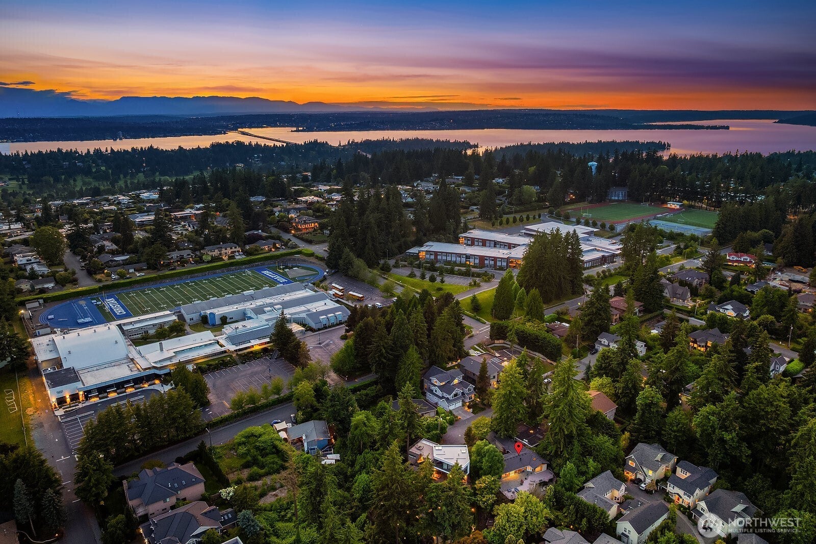 Bellevue, Washington, 98004, United States, 3 Bedrooms Bedrooms, ,2 BathroomsBathrooms,Residential,Active,1876689