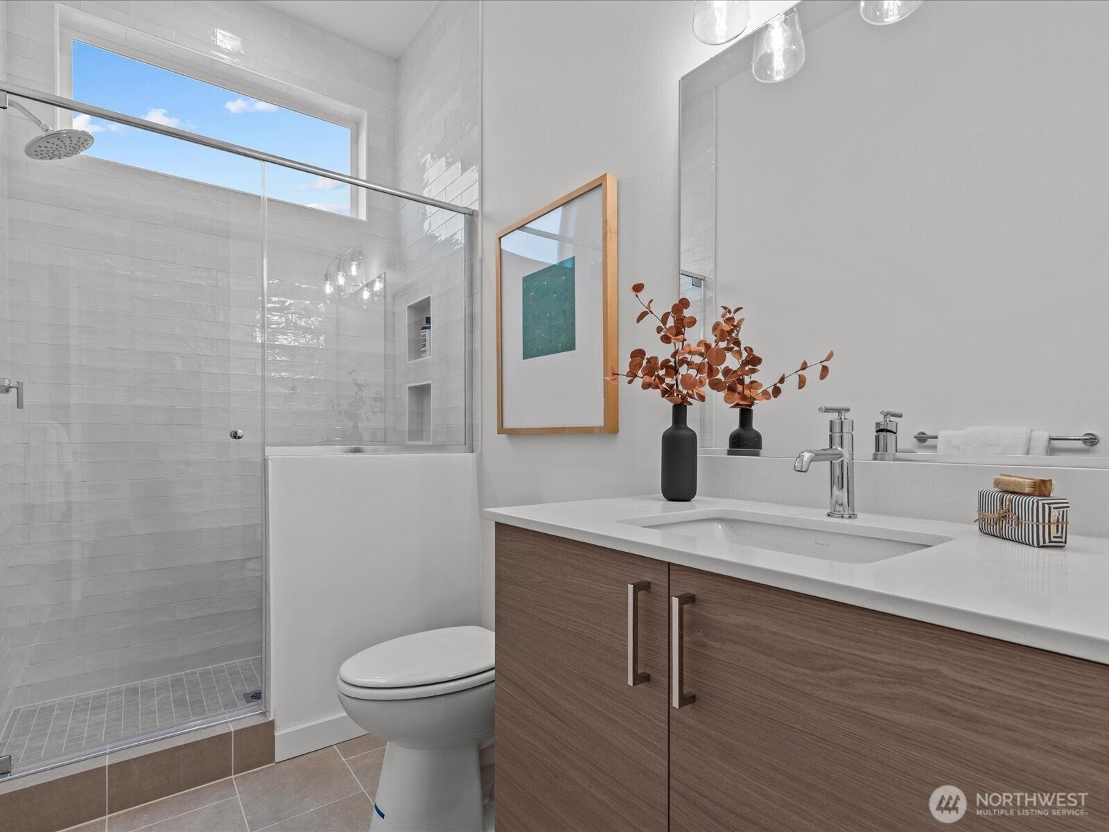 Seattle, Washington, 98117, United States, 4 Bedrooms Bedrooms, ,4 BathroomsBathrooms,Residential,Active,1892621