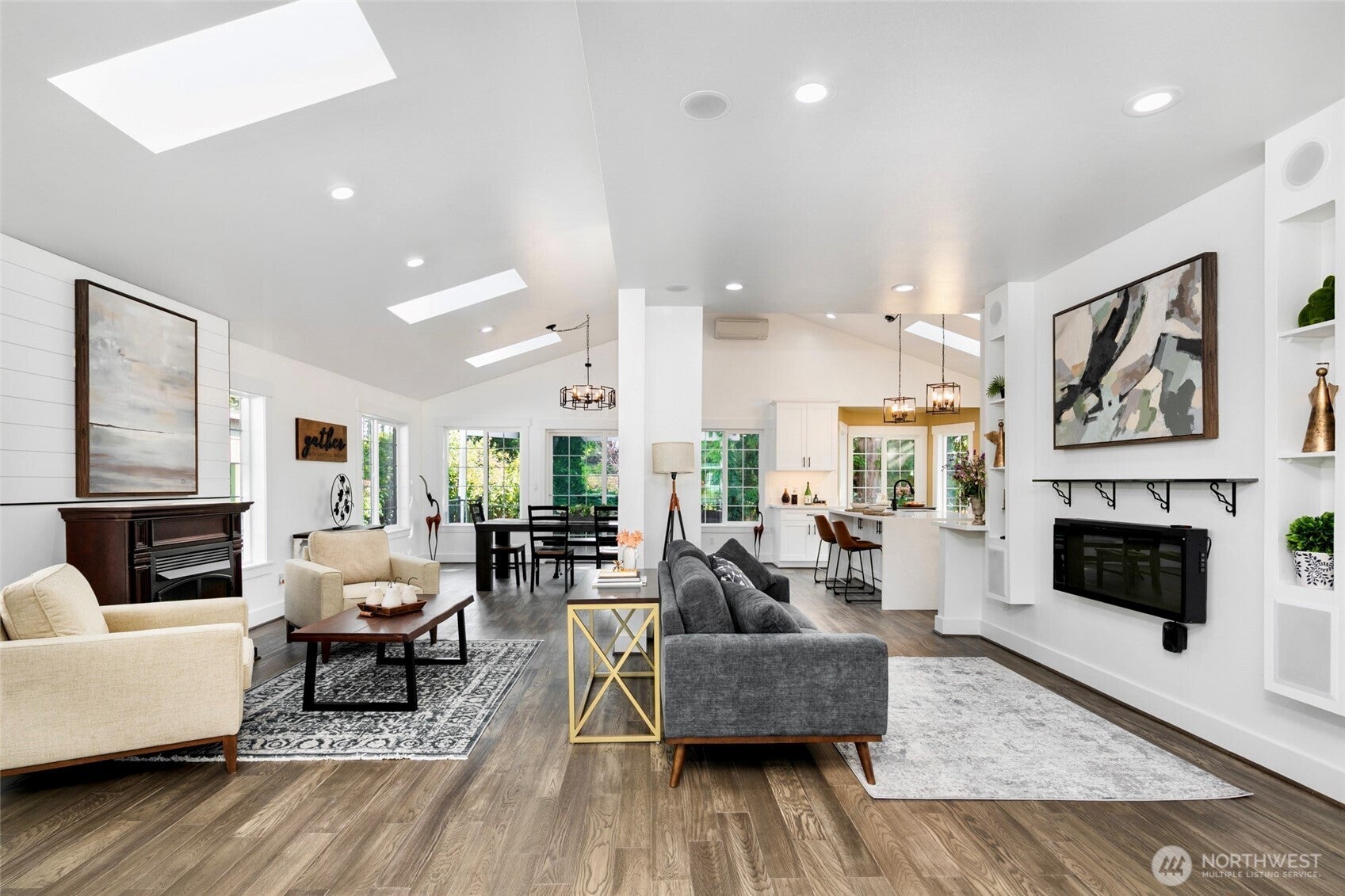 Lake Forest Park, Washington, 98043, United States, 4 Bedrooms Bedrooms, ,3 BathroomsBathrooms,Residential,Active,2002668