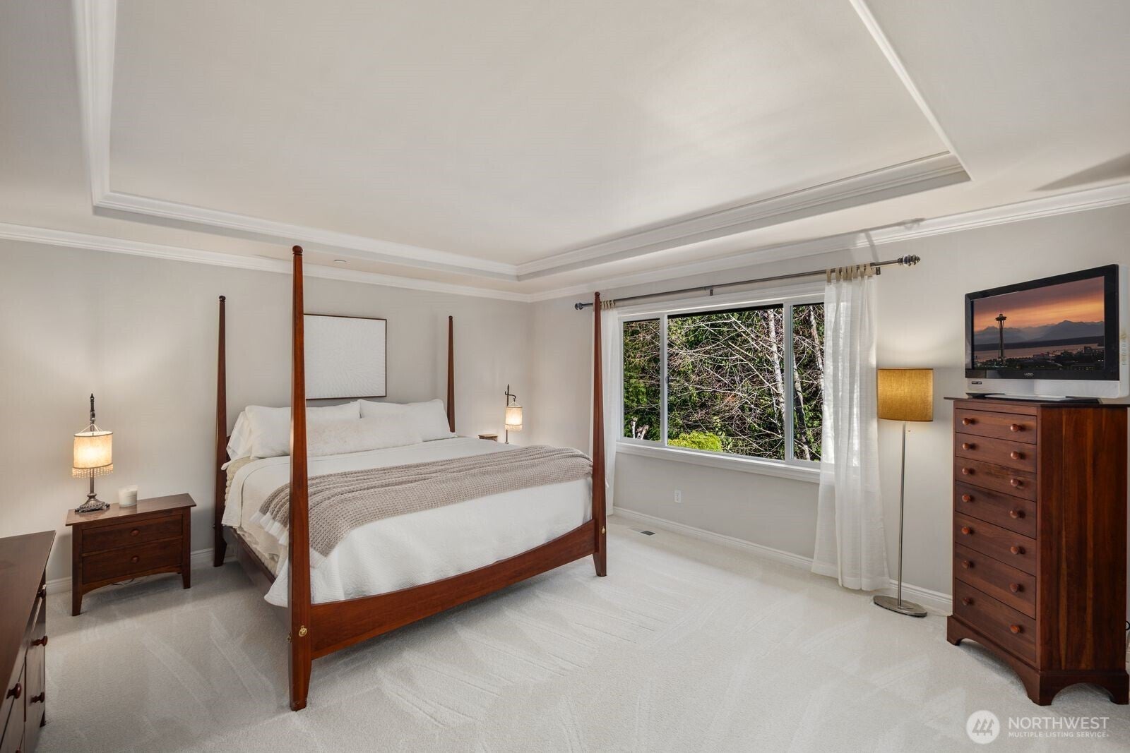 Mill Creek, Washington, 98012, United States, 4 Bedrooms Bedrooms, ,4 BathroomsBathrooms,Residential,Active,2017884