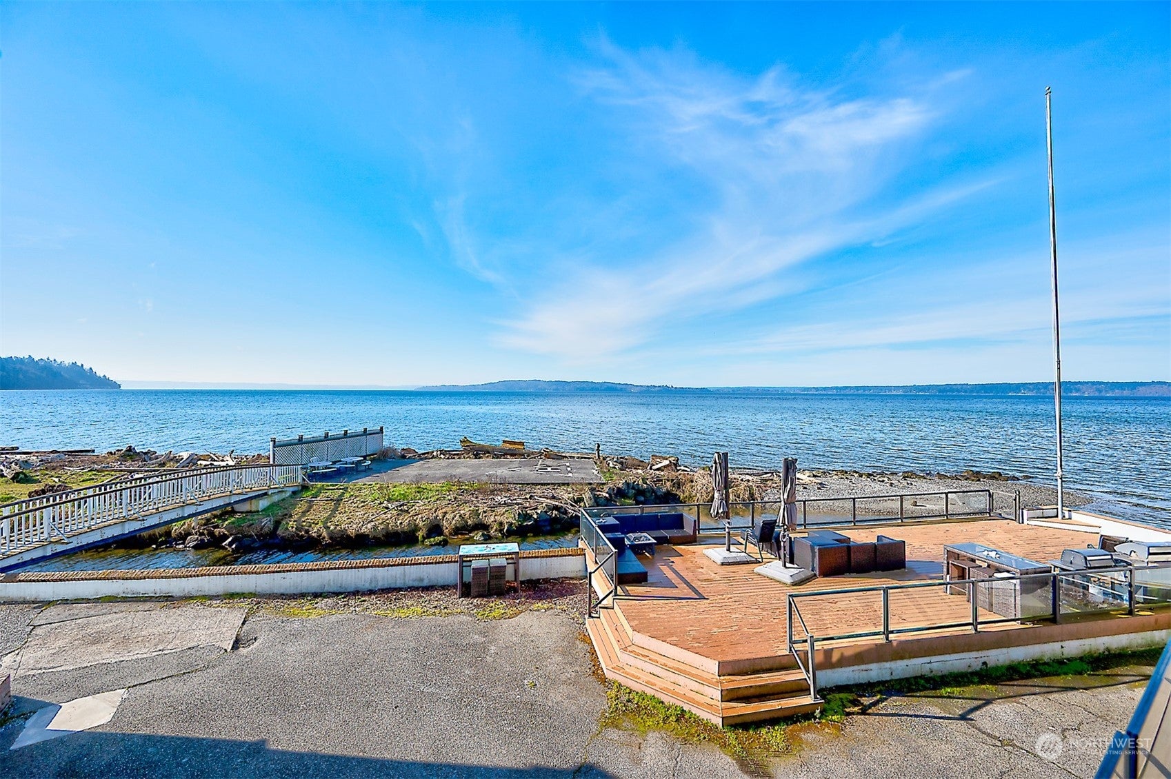 Burien, Washington, 98166, United States, ,5 BathroomsBathrooms,Residential,Pending,1702630