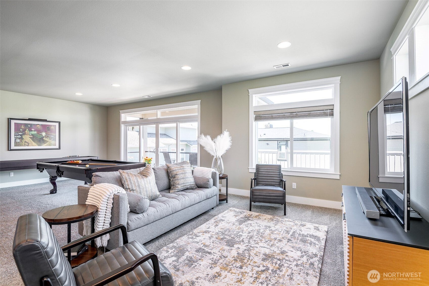 Steilacoom, Washington, 98388, United States, 2 Bedrooms Bedrooms, ,2 BathroomsBathrooms,Residential,Active,1914623