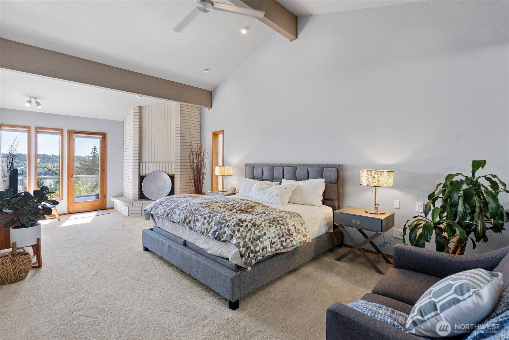 Gig Harbor, Washington, 98335, United States, 2 Bedrooms Bedrooms, ,4 BathroomsBathrooms,Residential,Active,1920248