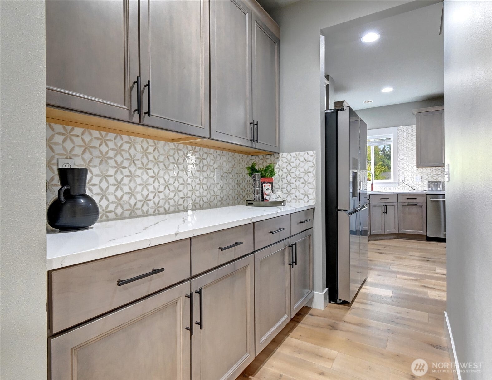 Bothell, Washington, 98012, United States, 4 Bedrooms Bedrooms, ,3 BathroomsBathrooms,Residential,Active,1905359