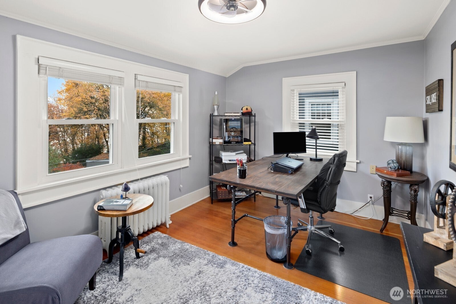 Seattle, Washington, 98122, United States, 3 Bedrooms Bedrooms, ,3 BathroomsBathrooms,Residential,Active,1988423