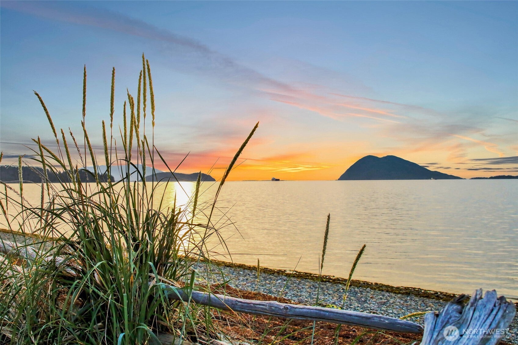 Bow, Washington, 98232, United States, 3 Bedrooms Bedrooms, ,4 BathroomsBathrooms,Residential,Active,1849576