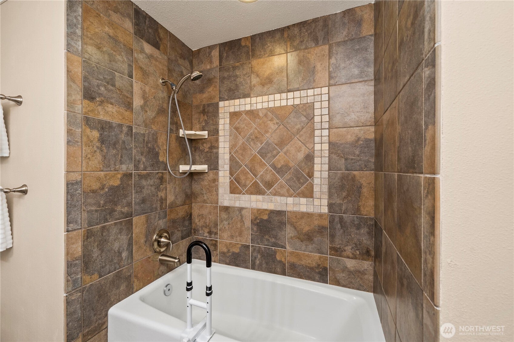 Gig Harbor, Washington, 98332, United States, 3 Bedrooms Bedrooms, ,3 BathroomsBathrooms,Residential,Active,1798071