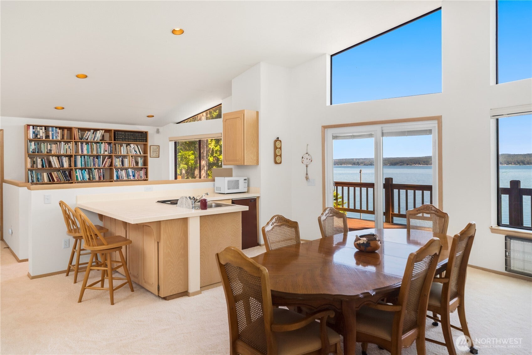 Brinnon, Washington, 98320, United States, 2 Bedrooms Bedrooms, ,4 BathroomsBathrooms,Residential,Active,1852670