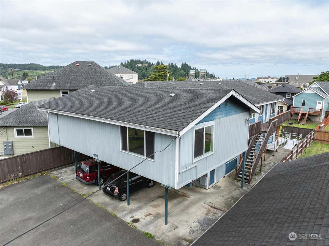 401 2ND ST, HOQUIAM, WA 98550, photo 1 of 11