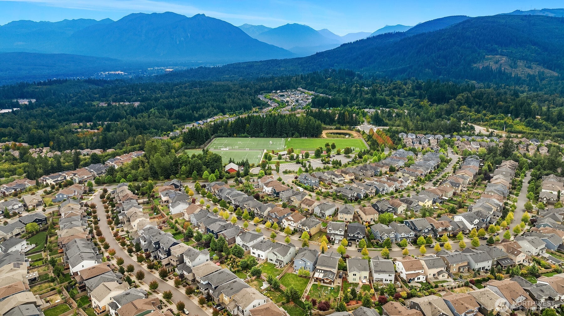Snoqualmie, Washington, 98065, United States, 5 Bedrooms Bedrooms, ,3 BathroomsBathrooms,Residential,Active,1929447