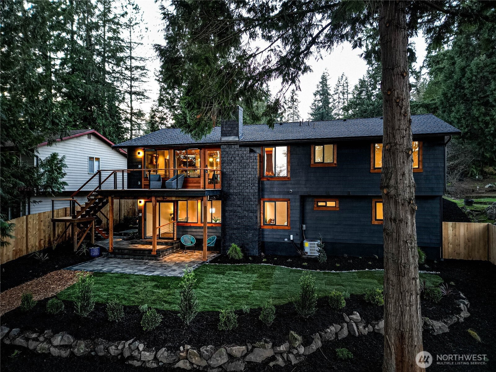 Bothell, Washington, 98021, United States, 4 Bedrooms Bedrooms, ,3 BathroomsBathrooms,Residential,Active,2012228